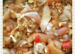 香菇蒸鸡腿肉的做法图解2