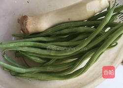 芸豆蘑菇小炒的做法图解1