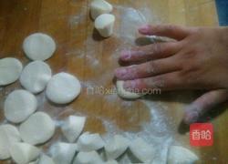 猪肉白菜生煎饺子的做法图解4