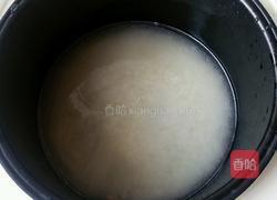 豌豆胡萝卜焖饭的做法图解2