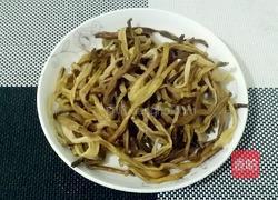 黄花菜烧肉的做法图解3