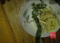 青扁豆小炒肉的做法图解2
