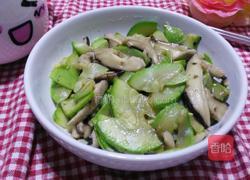 香菇炒西葫芦的做法图解5