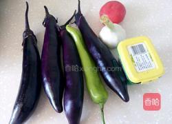 酱焖尖椒茄子的做法图解1