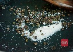 椒盐排骨的做法图解3