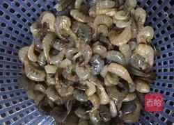 韭菜炒河虾的做法图解1