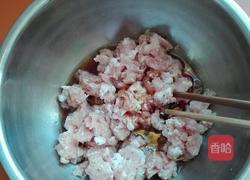 猪肉槐花陷饺子的做法图解7