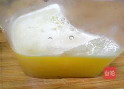 菠萝苹果香蕉汁的做法图解5