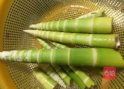 韭菜炒竹笋的做法图解1