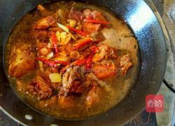 新疆正宗秘制大盘鸡的做法图解5