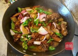 新疆正宗秘制大盘鸡的做法图解8