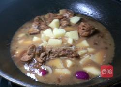 红烧排骨土豆的做法图解16
