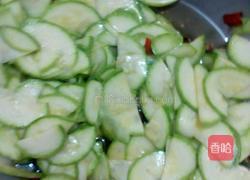 椒香西葫芦的做法图解6