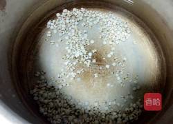 南瓜绿豆薏仁粥的做法图解2