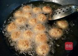 猪肉丸子的做法图解10