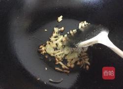 虾仁黄瓜的做法图解3