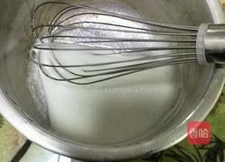 巧克力蛋糕卷的做法图解3