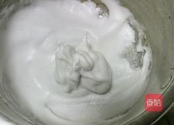 巧克力蛋糕卷的做法图解4