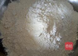 韭菜鸡蛋烫面蒸饺的做法图解2