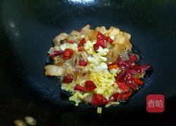 卷心菜炒肉的做法图解7