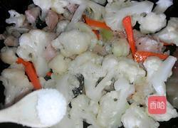 素炒菜花的做法图解6