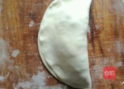 羊肉韭菜盒子的做法图解6