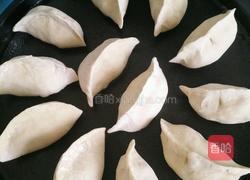 韭菜豆腐水煎包的做法图解15