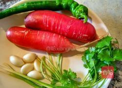 酸辣脆萝卜的做法图解1