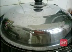 Illustration of how to cook potato braised chicken 11