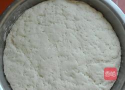 槐花韭菜鸡蛋包子的做法图解15