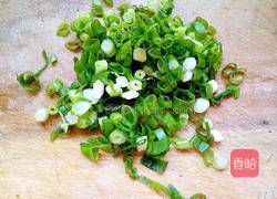 糖果蒸饺（芹菜猪肉馅儿）的做法图解2