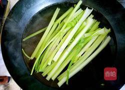 糖果蒸饺（芹菜猪肉馅儿）的做法图解6