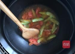 西红柿黄瓜鸡蛋汤的做法图解5