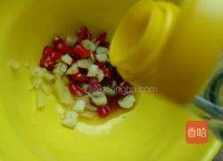 凉拌香菜的做法图解3