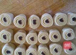 自创…豆沙卷的做法图解8