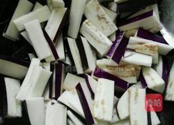 茄子炒辣椒的做法图解3