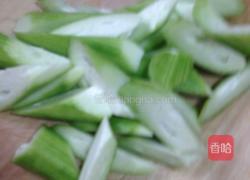丝瓜毛豆的做法图解2