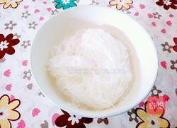 酸辣白菜粉丝的做法图解3