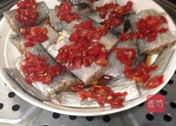 剁椒蒸带鱼的做法图解7