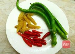 酸豆角炒鸡杂的做法图解3