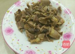 酸豆角炒鸡杂的做法图解7