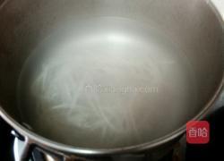 砂锅土豆粉的做法图解4