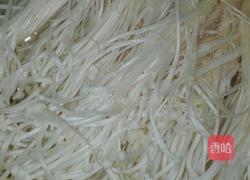 香辣金针菇的做法图解1