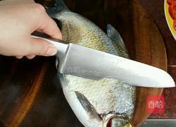 剁椒蒸鱼的做法图解3