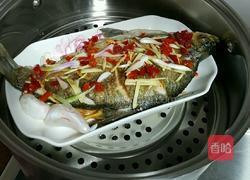 剁椒蒸鱼的做法图解9