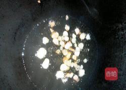 酸菜炒肉的做法图解5