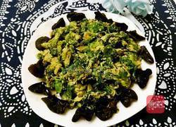 芹菜叶炒鸡蛋的做法图解6