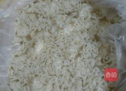 甜酒汤圆鹌鹑蛋的做法图解1