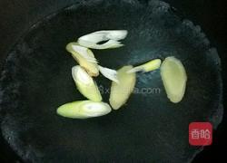 花生猪蹄汤的做法图解4