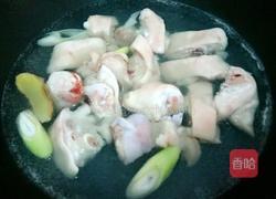 花生猪蹄汤的做法图解5